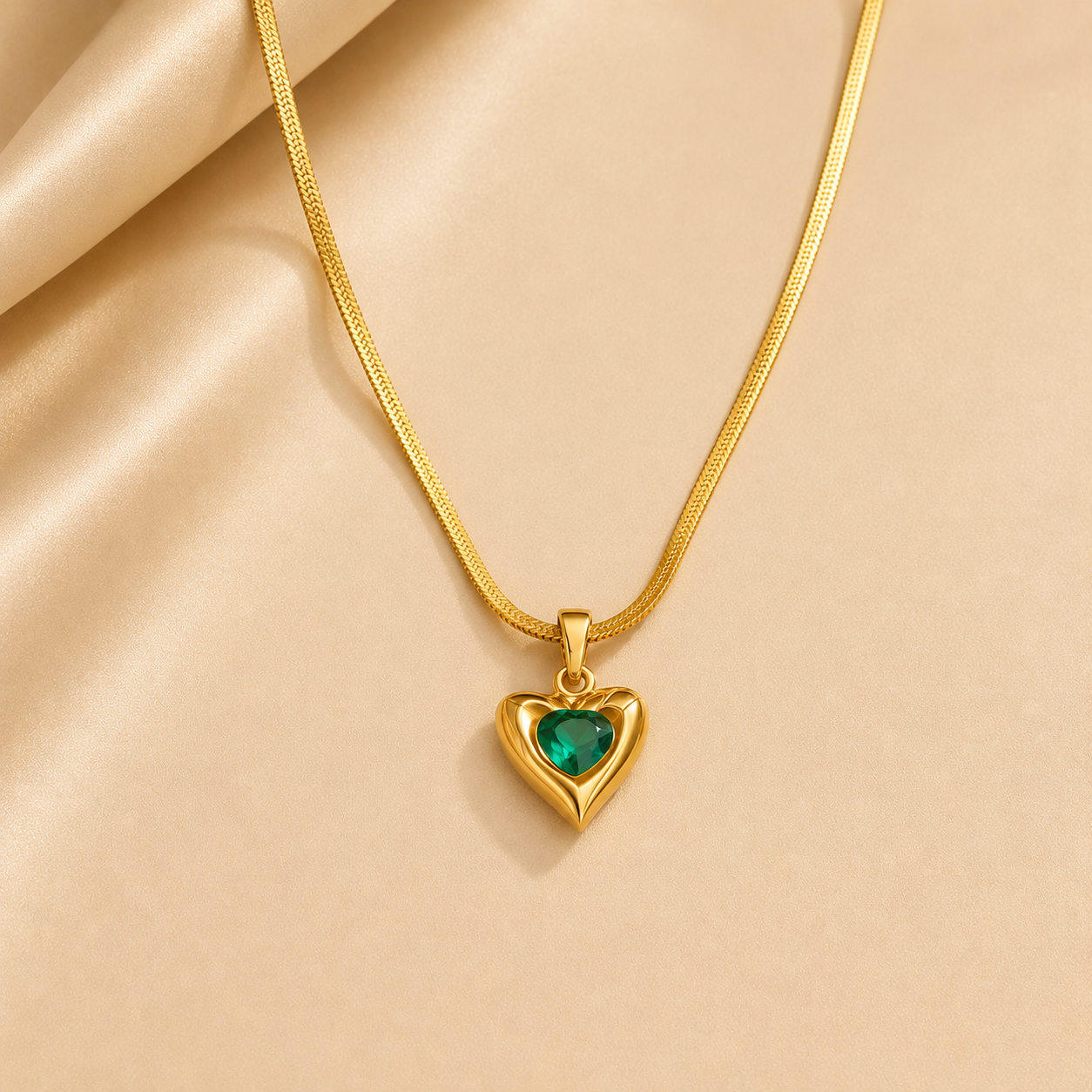 Emerald Heart Luxe Pendant