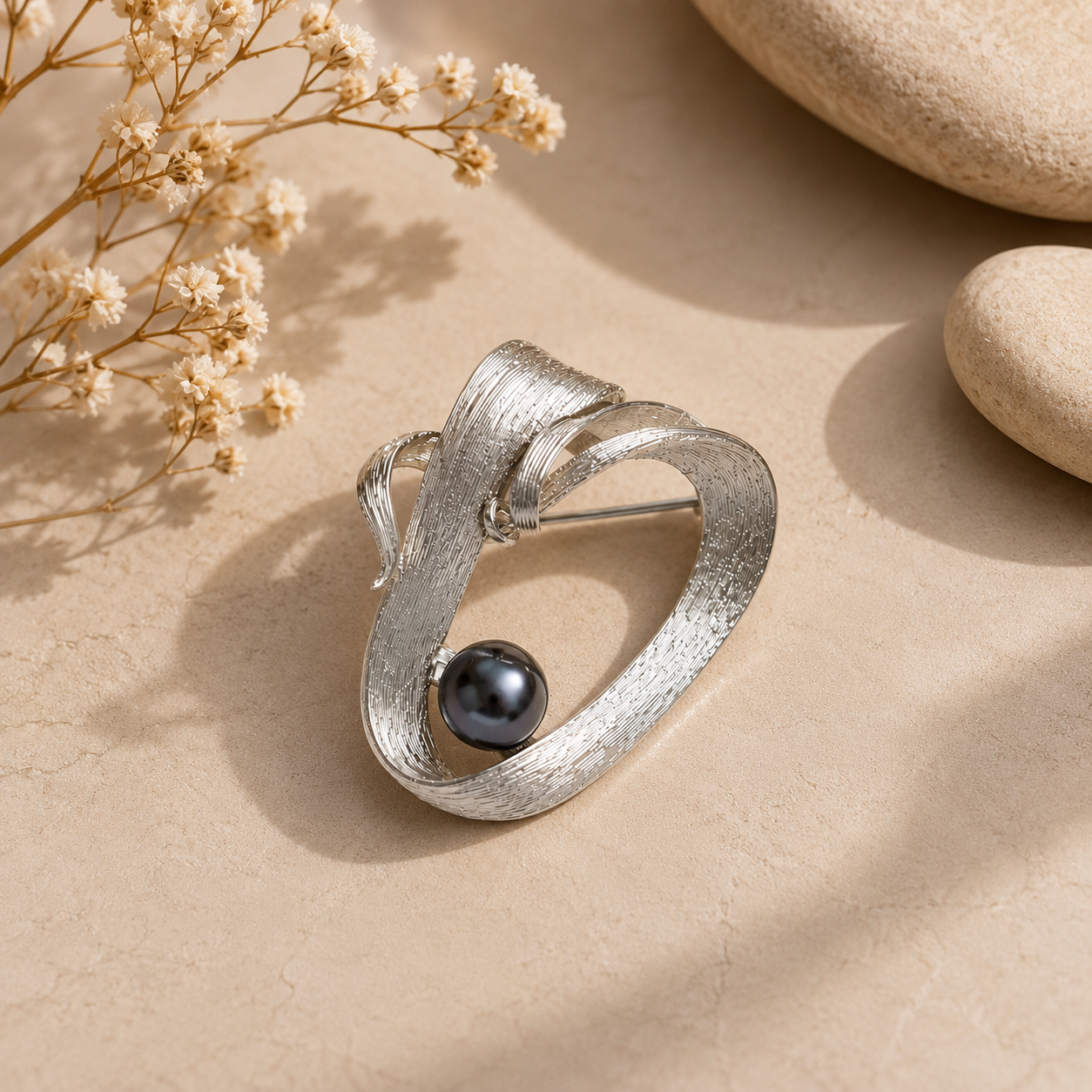 Silver Wire Heart with Pearl Brooch