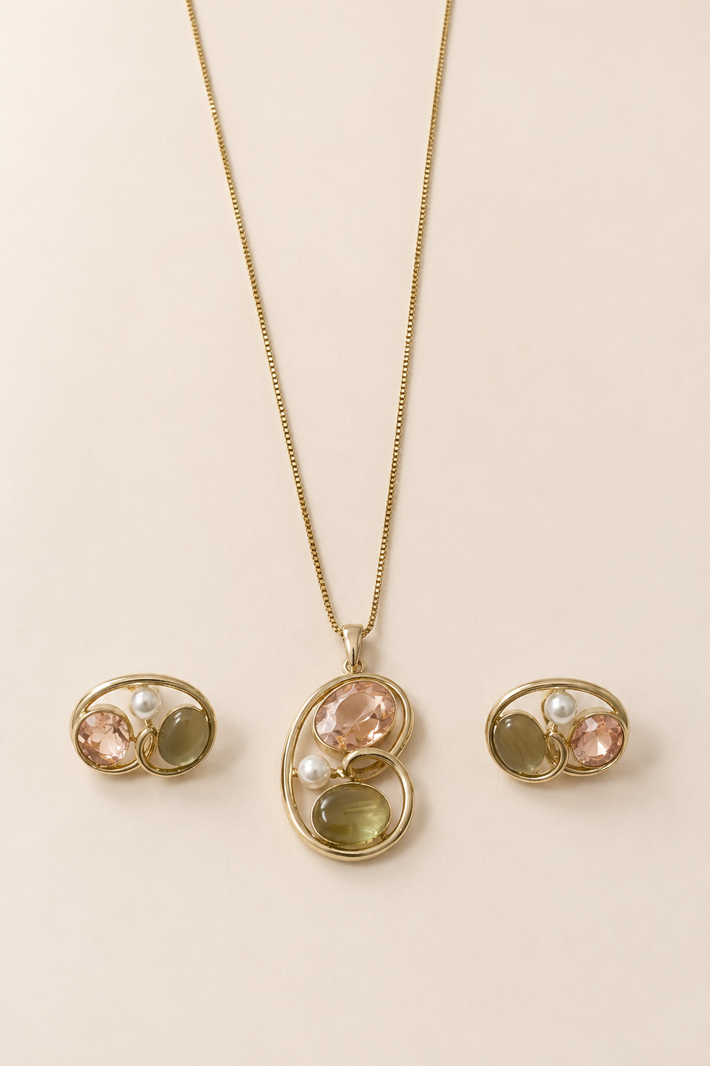 Zevrra Celestia Glow Pendant and Ear rings  Set