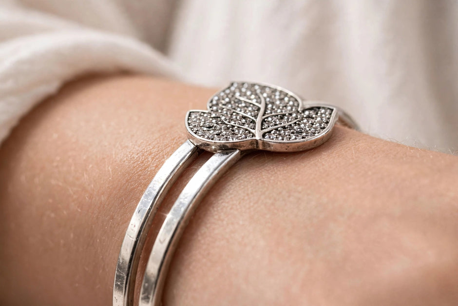 Eterna Leaf Anti‑Tarnish Bracelet
