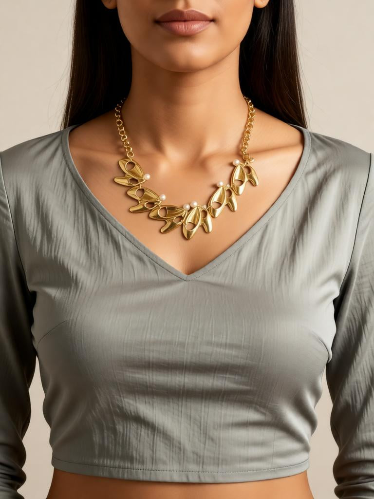 Golden Leaf Pearl Necklace