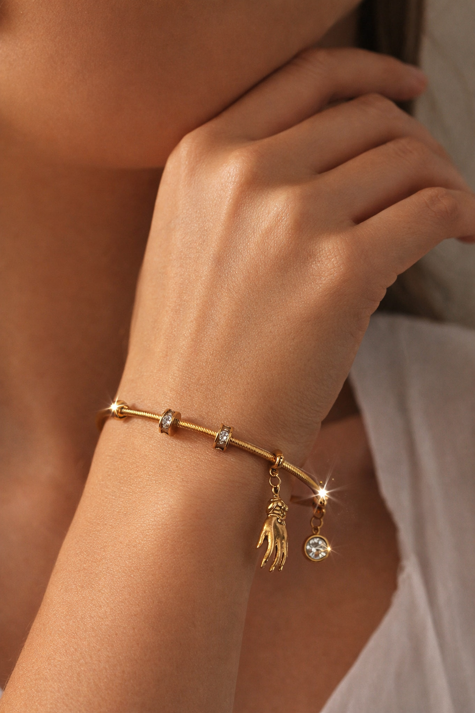 Grace Hand Charm Anti‑Tarnish Bangle