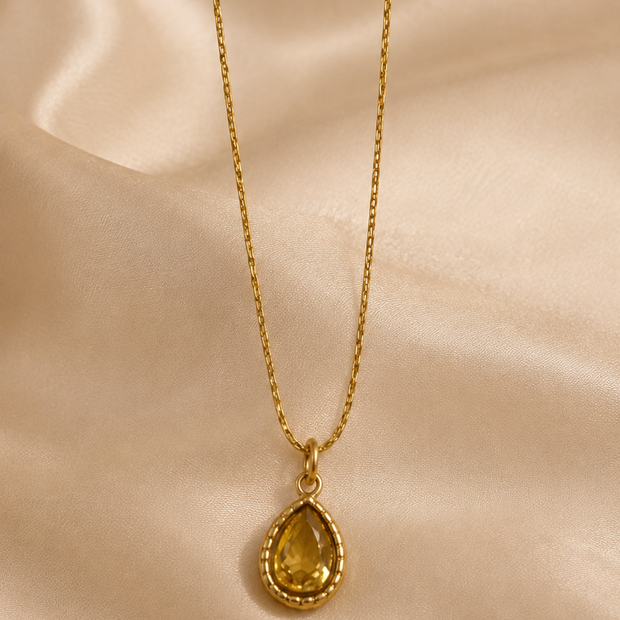 Auric Teardrop Chain and Pendant
