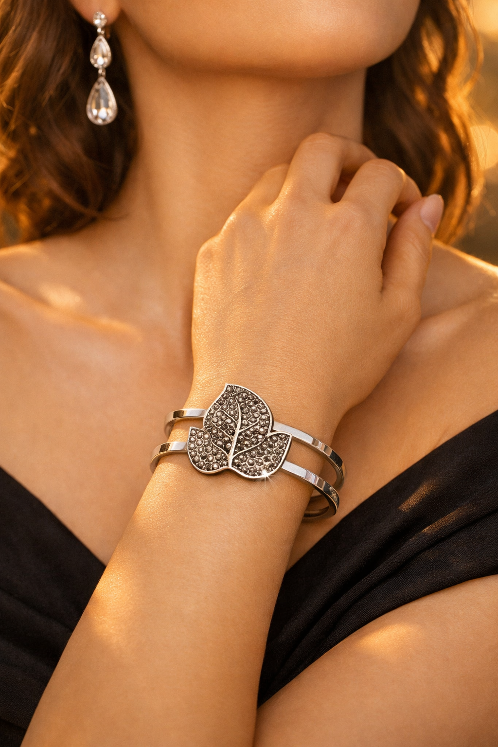 Eterna Leaf Anti‑Tarnish Bracelet