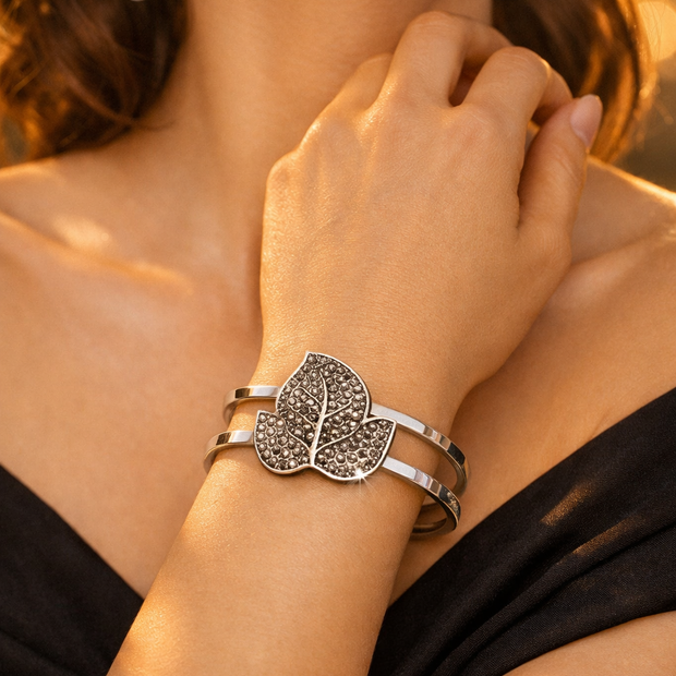 Eterna Leaf Anti‑Tarnish Bracelet