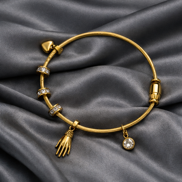 Grace Hand Charm Anti‑Tarnish Bangle